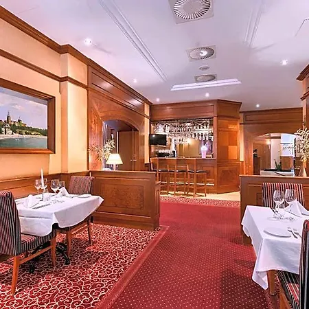 帕克酒店 酒店 4*