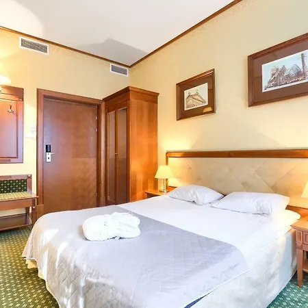 Park 4* شتشيتسين